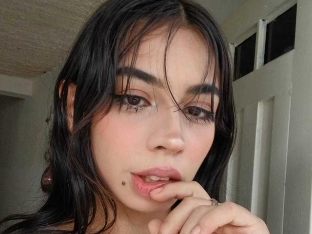 KatherinJohns - Camera khiêu dâm &amp; quyến rũ trực tiếp - 27685375