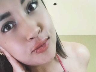 MirandaDreams - Live porn &amp; sex cam - 27688126