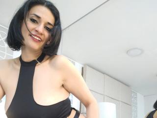 MaraRoberttss - Live porn &amp; sex cam - 27688910