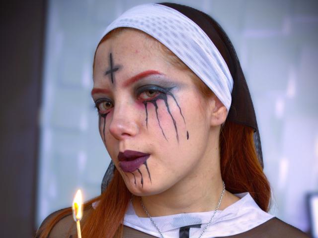 EmmaThomsonn - Live porn &amp; sex cam - 27690688