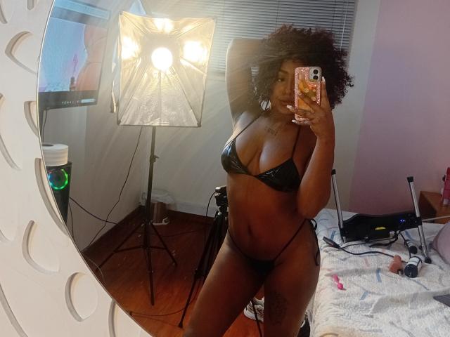 AmberQueeny - Sexe cam en vivo - 27691458