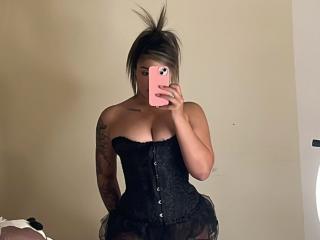 查看MaeCollins的详细信息