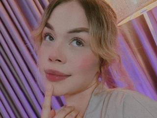 EmmaRiveraa - Sexe cam en vivo - 27693411