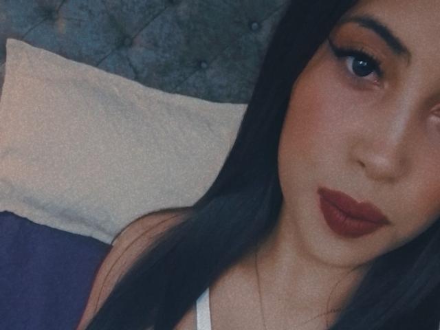 SusiLopez - Élő pornó és szexkamera - 27696477