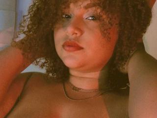 YeraCarey - Live sex cam - 27697058