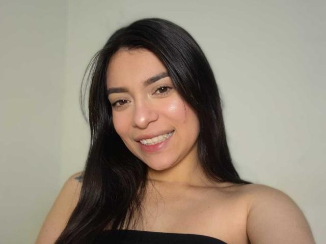 AmaiaSalvatoree - сексуальная веб-камера в реальном времени - 27699809