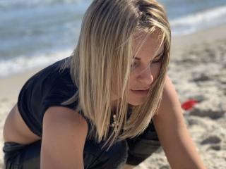 BelleLisaG - Live porn &amp; sex cam - 27703043