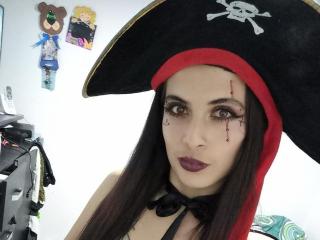 Ver la ficha detallada de LouiseHott69