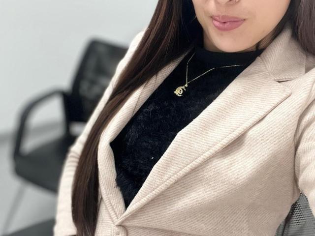 LouiseHott69 - Live porn &amp; sex cam - 27704975