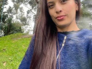 Ver la ficha detallada de LouiseHott69