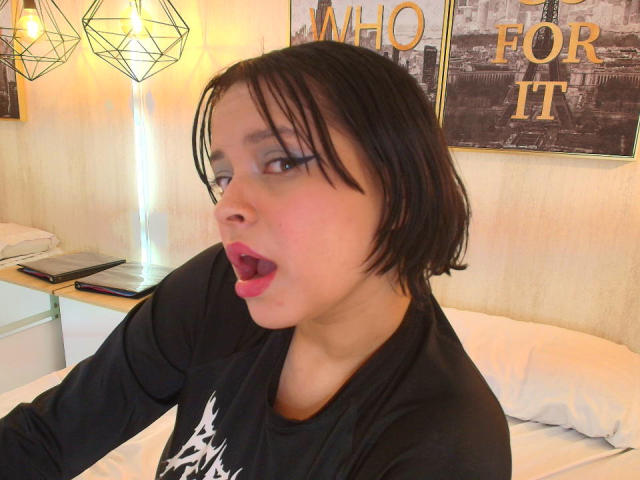 Blueeskyy - 라이브 포르노 &amp; 섹스 캠 - 27706403