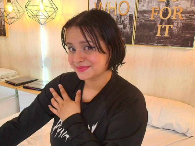 Blueeskyy - Élő pornó és szexkamera - 27706417