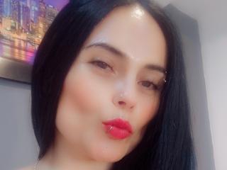 CharlotteCrofort - Live porn &amp; sex cam - 27708594