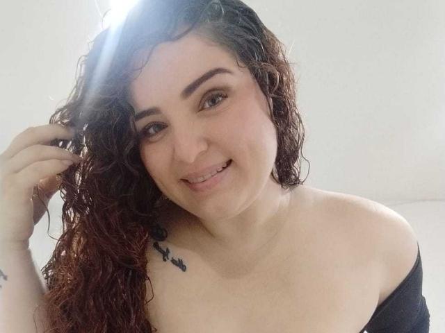 AmandaWats - Live Sex Cam - 27709035