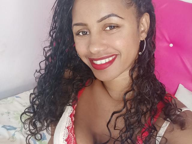 LayahCoquine - Live porn &amp; sex cam - 27710645