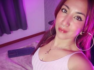 LarissaMiller - ライブポルノ&amp;セックスカム - 27712668
