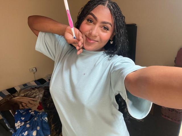 AmberQueeny - Live sex cam - 27713109