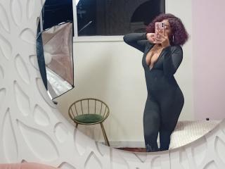 AmberQueeny - Live porn &amp; sex cam - 27713200