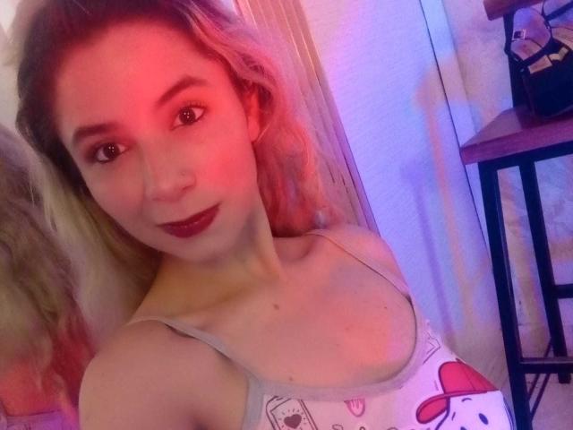SophieTeller - Live porno og sexkamera - 27716700