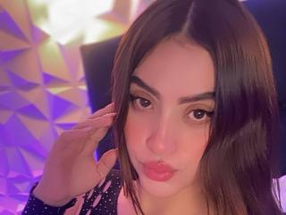 NaireaBeaumont - Live porn &amp; sex cam - 27717309