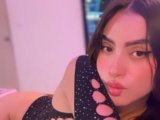 NaireaBeaumont - Live porn &amp; sex cam - 27717344