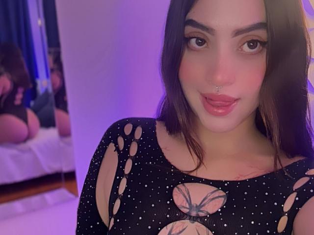 NaireaBeaumont - сексуальная веб-камера в реальном времени - 27717351