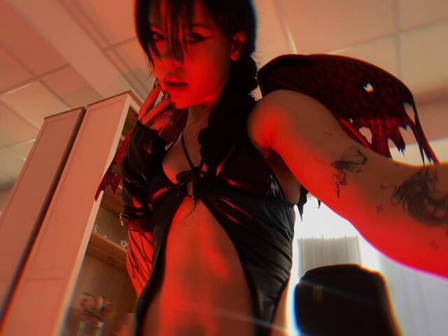 SimaWendy - Live porn &amp; sex cam - 27717932