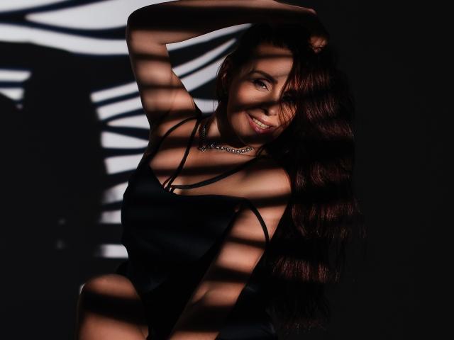 AlexisLovelyy - Camera khiêu dâm &amp; quyến rũ trực tiếp - 27717946