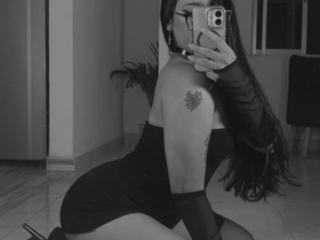 AgathaHowlandd - Live sex cam - 27718135