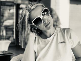BelleLisaG - Live porn &amp; sex cam - 27721873