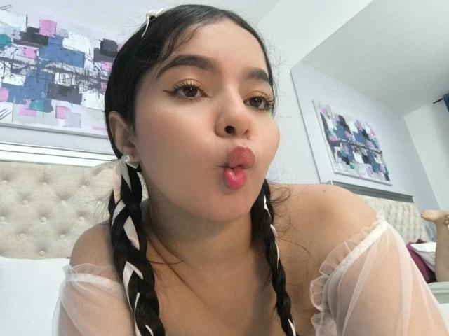 LissyCarter - Live sex cam - 27730077