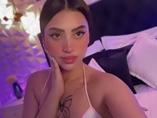 NaireaBeaumont - Live porn &amp; sex cam - 27736377