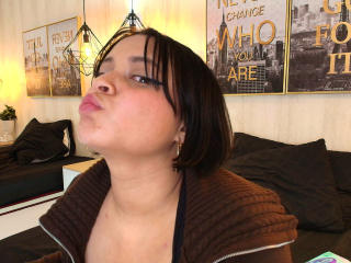 Blueeskyy - Live sexe cam - 27736524