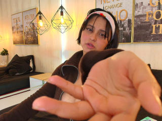 Blueeskyy - Live sexe cam - 27736622