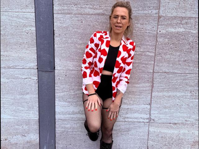 MiaHase-hot - Camera khiêu dâm &amp; quyến rũ trực tiếp - 27738463