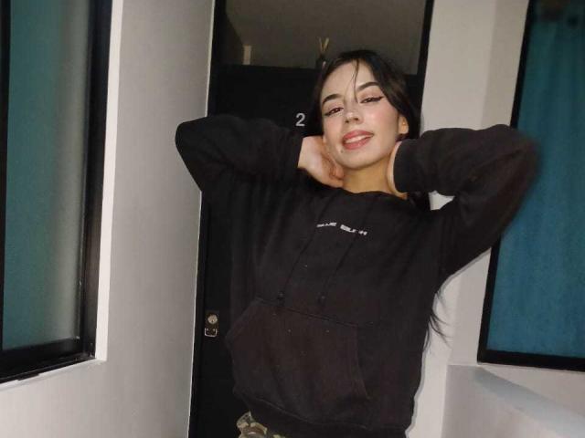 KatherinJohns - Live porn &amp; sex cam - 27740787