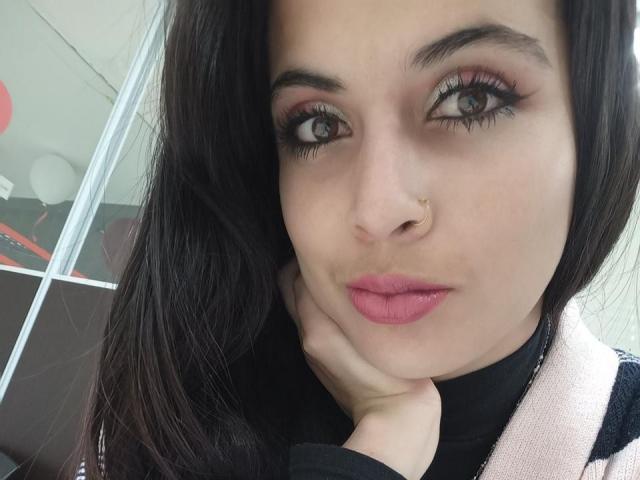 LouiseHott69 - Live porn &amp; sex cam - 27742677