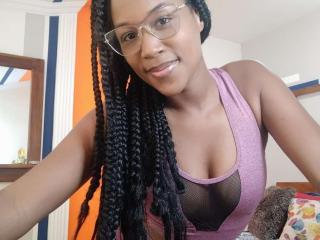 TaniaDoux - Sexe cam en vivo - 27747500
