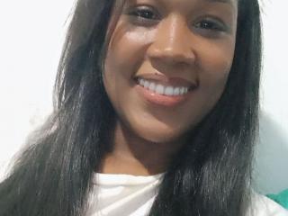 TaniaDoux - Sexe cam en vivo - 27748228