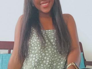 TaniaDoux - Sexe cam en vivo - 27748312