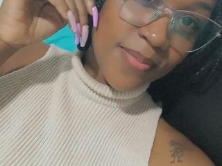 TaniaDoux - Sexe cam en vivo - 27748333