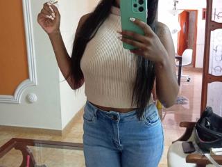 TaniaDoux - Sexe cam en vivo - 27748382