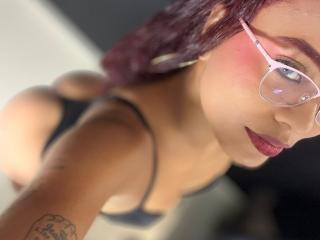ChloeBrownOne - Live porn &amp; sex cam - 27749551