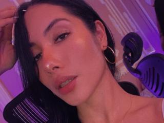 ArianaRogers - Live Sex Cam - 27752302
