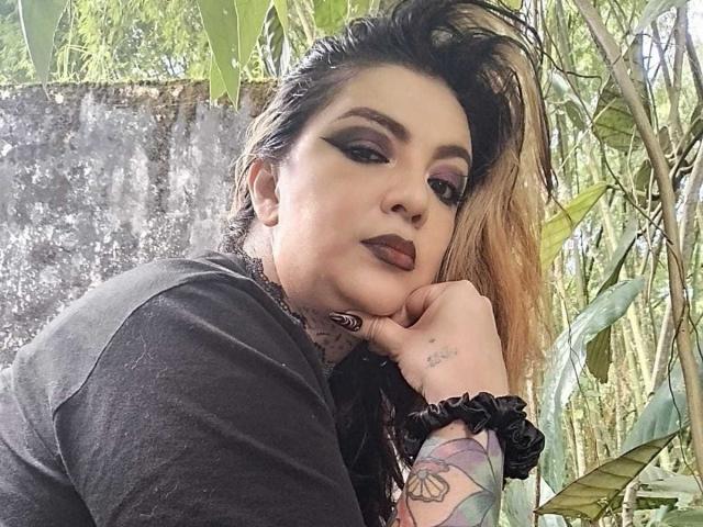 PoissonIvy - פורנו בשידור חי ומצלמת סקס - 27752435