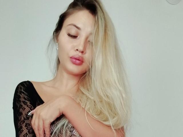 Allycee - Live porn &amp; sex cam - 27752519