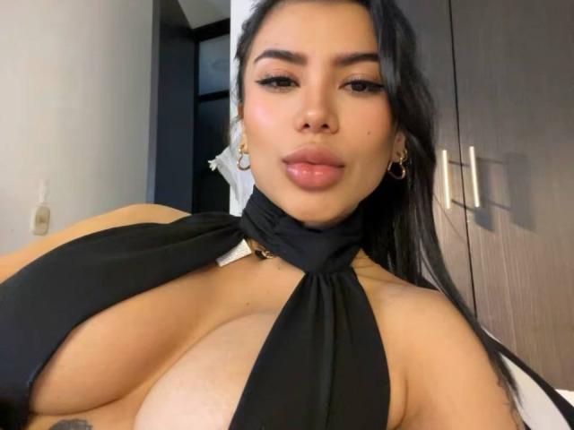 NikolRyder - Live porn &amp; sex cam - 27753590