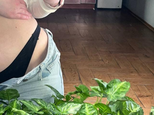 VeronikaSoul - Live porn &amp; sex cam - 27760583
