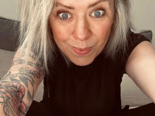 MiaHase-hot - Sexe cam en vivo - 27761465