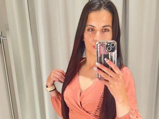 LouiseHott69 - сексуальная веб-камера в реальном времени - 27763054